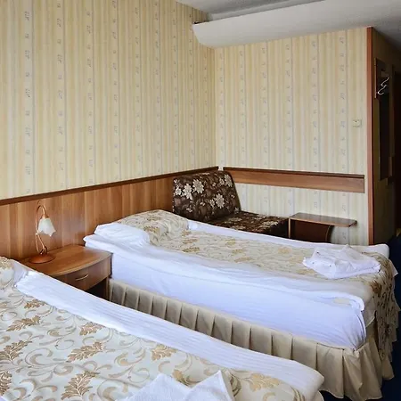 Хотел Казанлък Kazanlŭk