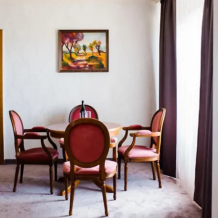 Hotell Хотел Казанлък
