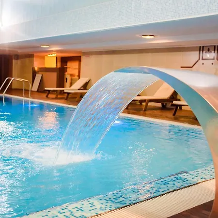 Hotell Хотел Казанлък 3*