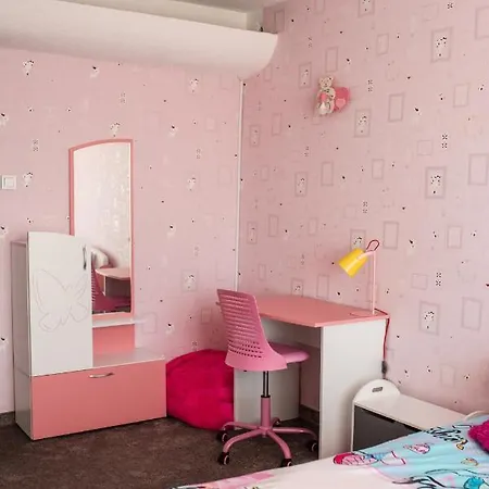 Хотел Казанлък Hotell 3*
