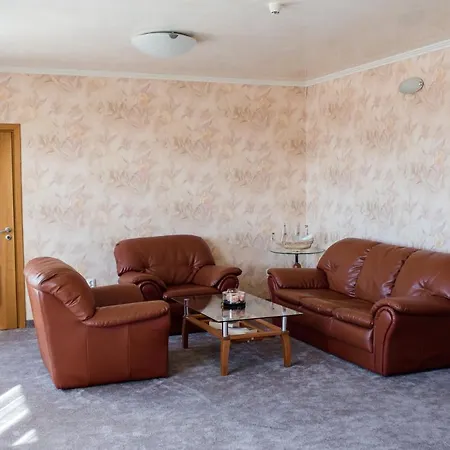 Хотел Казанлък Hotell