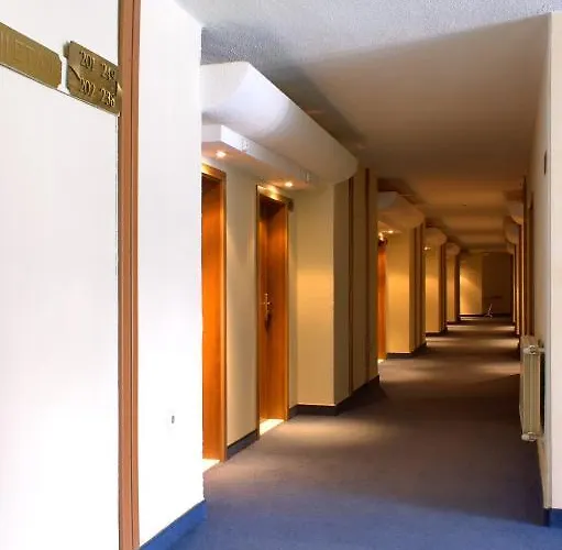 Hotel Хотел Казанлък