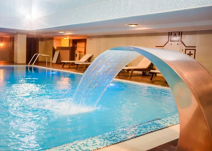 Hotel Хотел Казанлък 3*