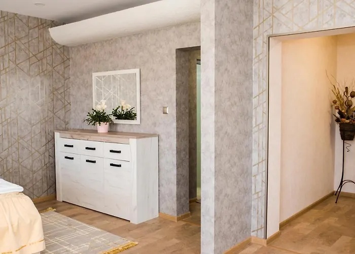 Hotel Хотел Казанлък 3*